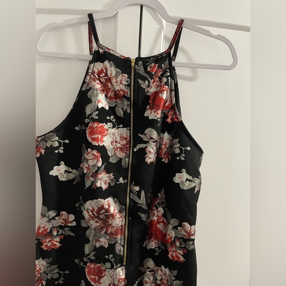 Floral Metallic Dress - Picture 5 of 6